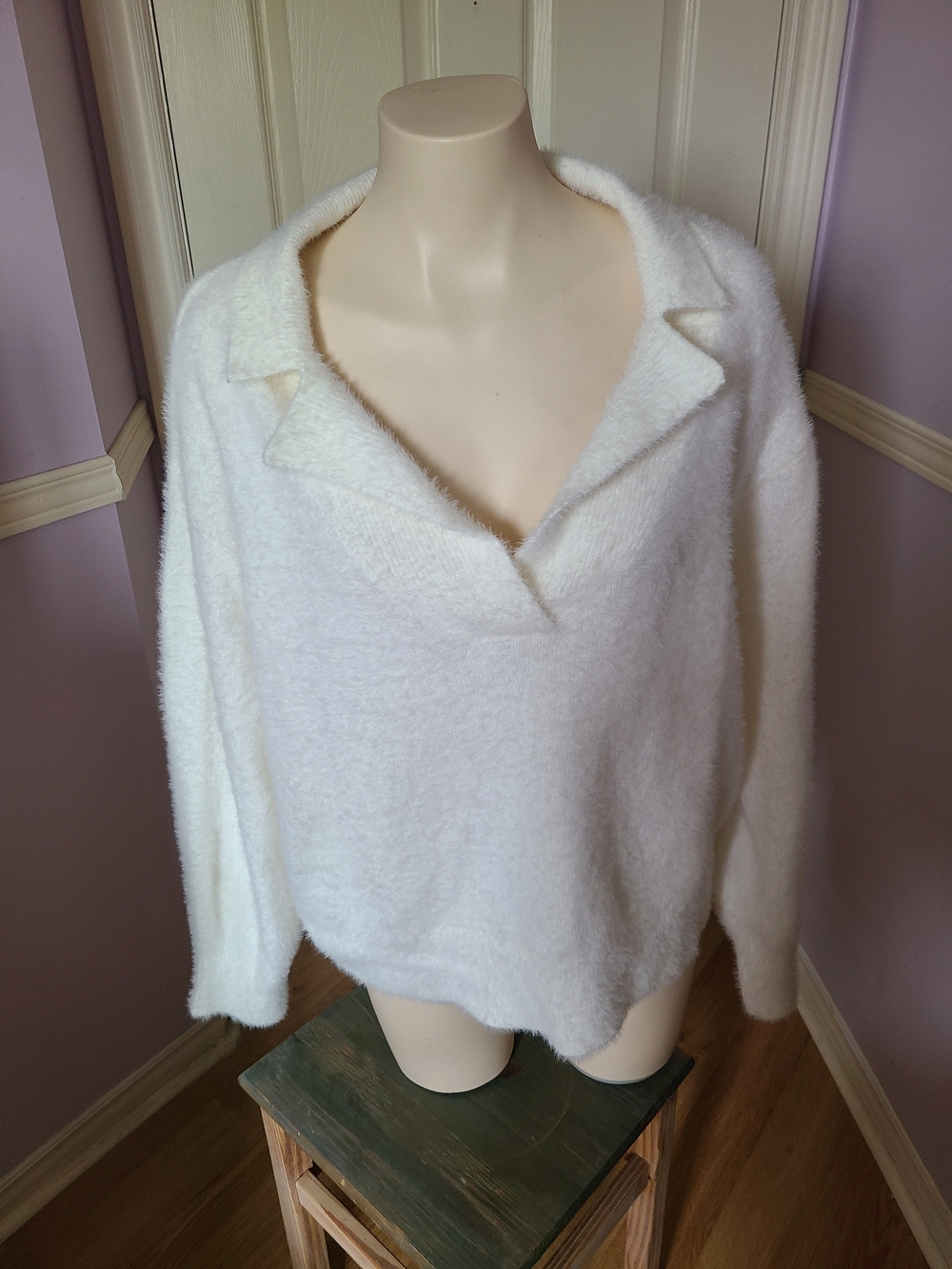 H&M White Fluffy V-Neck Sweater